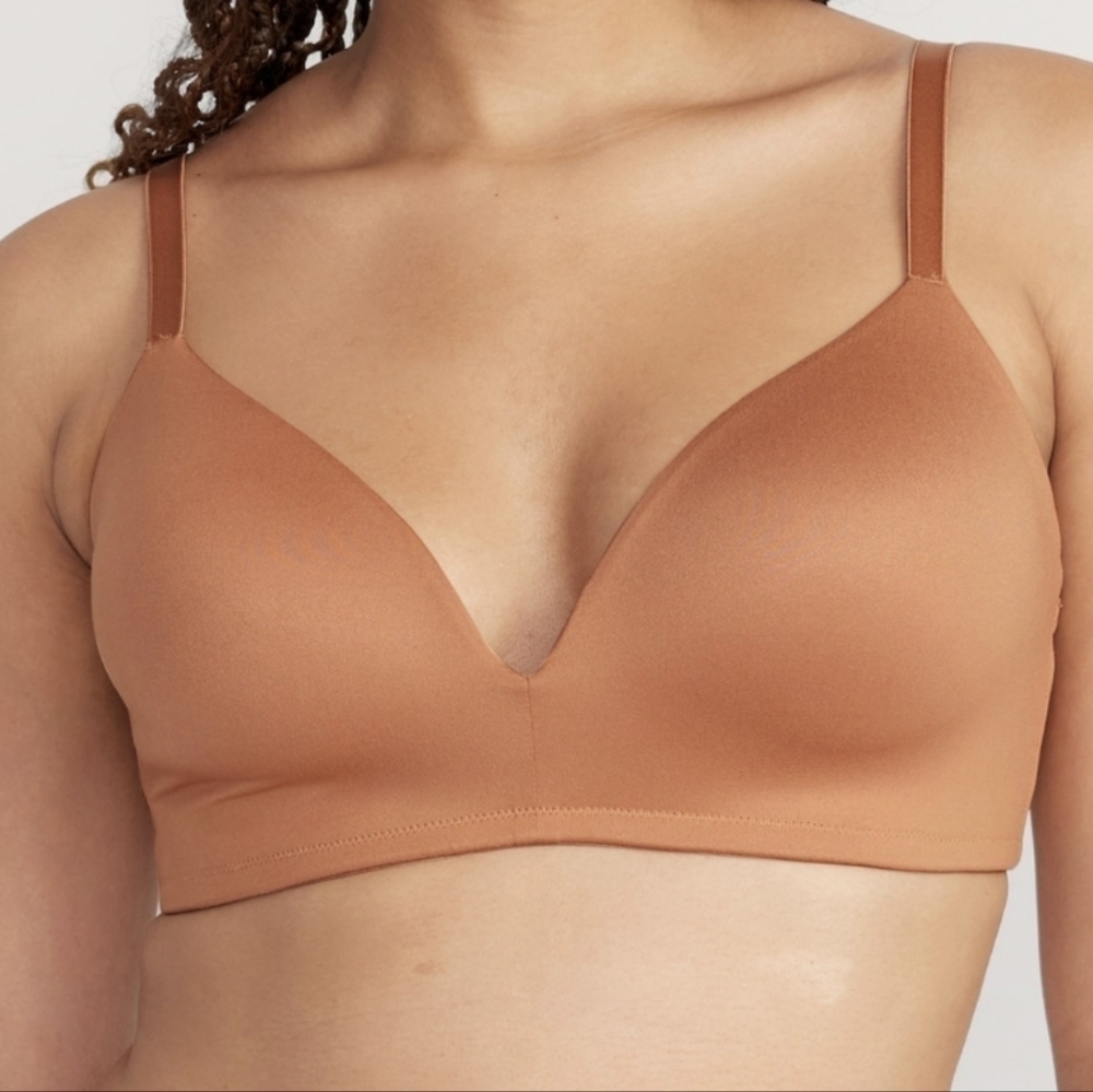 42DD • Old Navy • Wireless Full-Coverage Molded Bra - Cocoa mocha - Picture 6 of 6